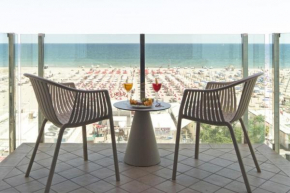 Hotel Regina in spiaggia Rimini